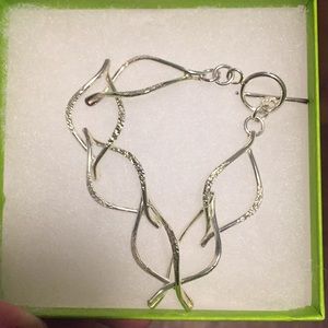 Silver chain link bracelet